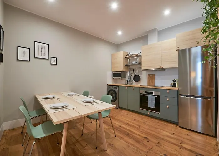 Design For Big Groups 4bed/3bath شقة